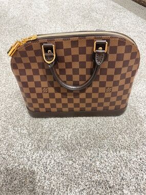 LV Alma PM